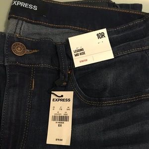 Express Jegging NWT 10R